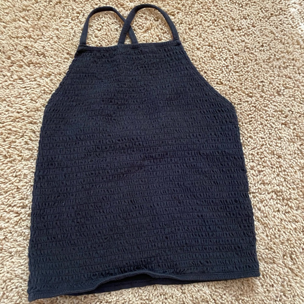 Cross strapped tank top